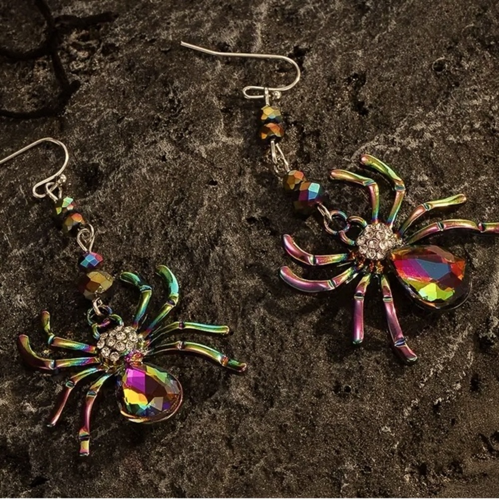 Rhinestone dangle Halloween SPIDER earrings! 🕷️